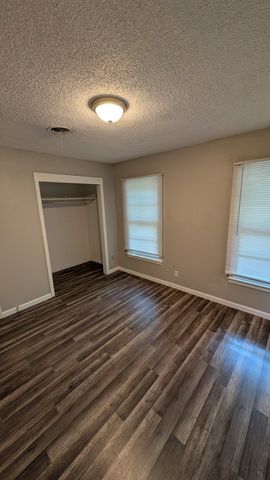 5313 Fossil Drive, Haltom City, TX 76117