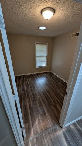 5313 Fossil Drive, Haltom City, TX 76117