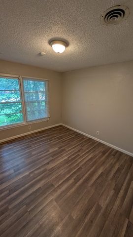 5313 Fossil Drive, Haltom City, TX 76117