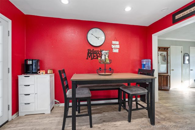 170 Serpentine St, Lone Grove, OK 73443