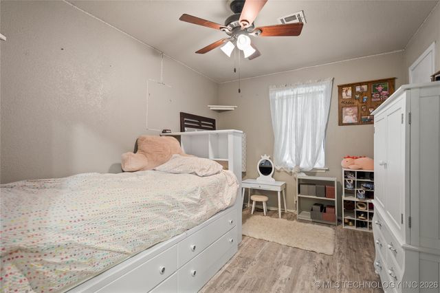 170 Serpentine St, Lone Grove, OK 73443