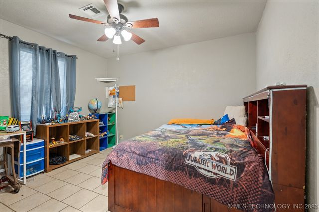 170 Serpentine St, Lone Grove, OK 73443