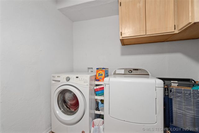 170 Serpentine St, Lone Grove, OK 73443