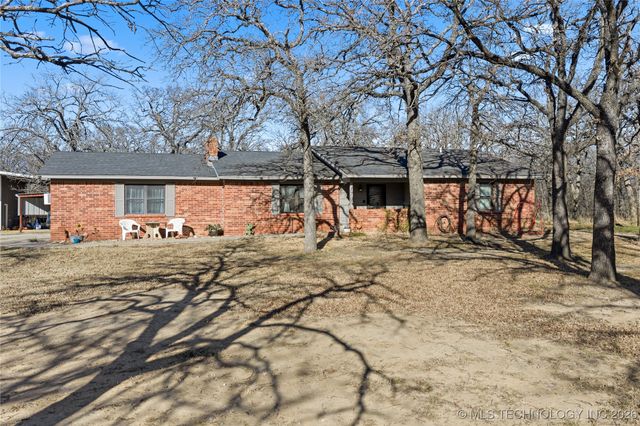 170 Serpentine St, Lone Grove, OK 73443