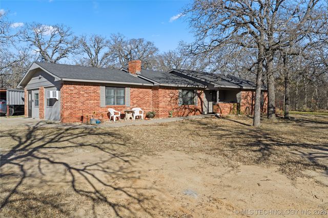 170 Serpentine St, Lone Grove, OK 73443