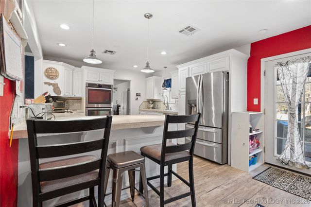 170 Serpentine St, Lone Grove, OK 73443