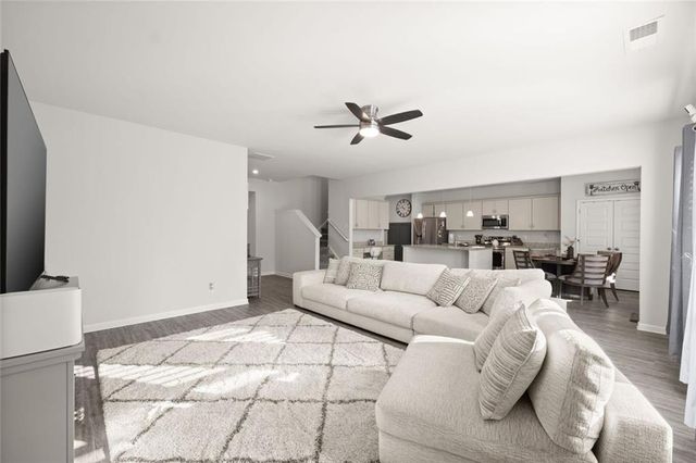 1074 Campbell Pine Trail, Lawrenceville, GA 30045