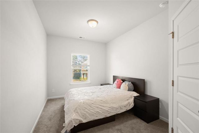 1074 Campbell Pine Trail, Lawrenceville, GA 30045