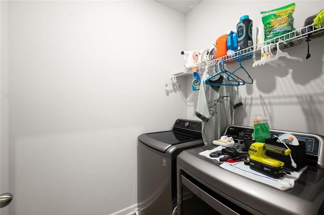 1074 Campbell Pine Trail, Lawrenceville, GA 30045