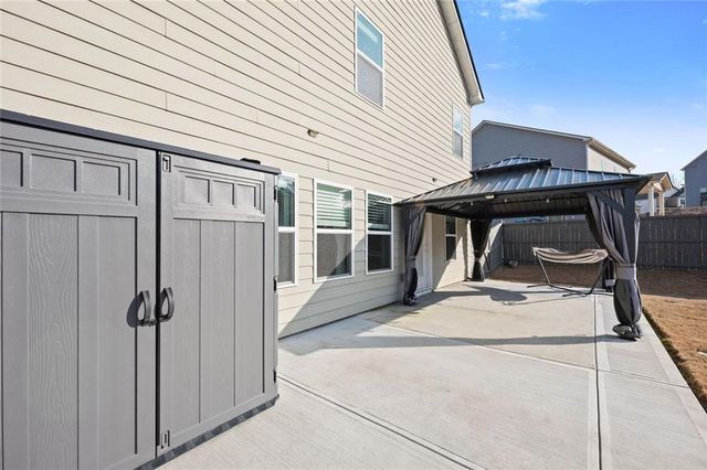 1074 Campbell Pine Trail, Lawrenceville, GA 30045