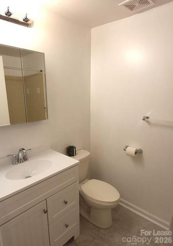 1645 Arlyn Circle, Charlotte, NC 28213