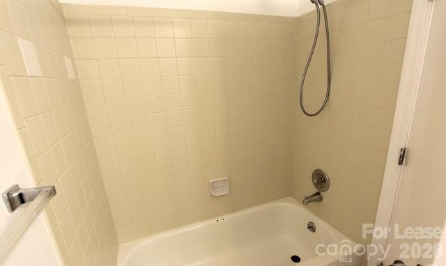 1645 Arlyn Circle, Charlotte, NC 28213