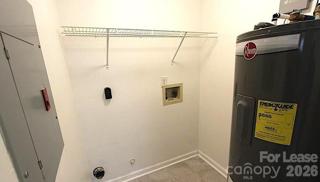 1645 Arlyn Circle, Charlotte, NC 28213