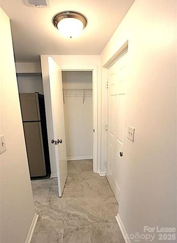 1645 Arlyn Circle, Charlotte, NC 28213