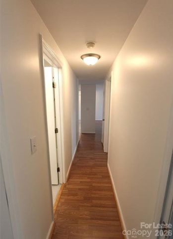 1645 Arlyn Circle, Charlotte, NC 28213