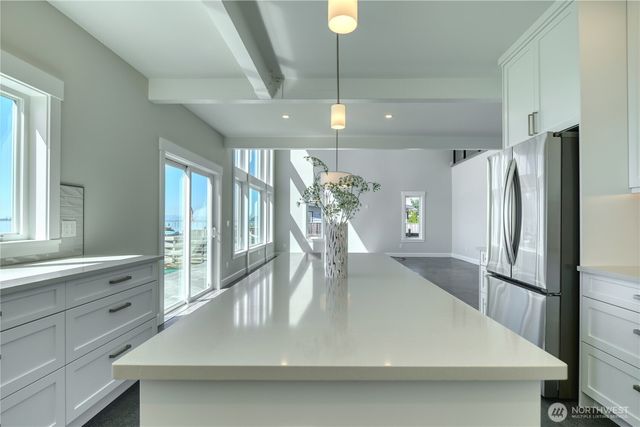 631 Freeman Lane, Point Roberts, WA 98281