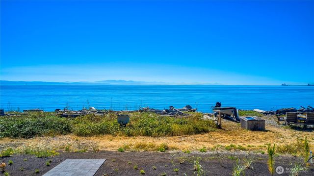 631 Freeman Lane, Point Roberts, WA 98281