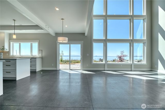 631 Freeman Lane, Point Roberts, WA 98281