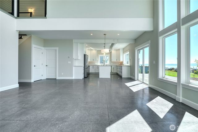 631 Freeman Lane, Point Roberts, WA 98281