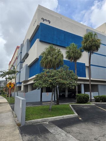 909 N Miami Beach Boulevard 201, North Miami Beach, FL 33162