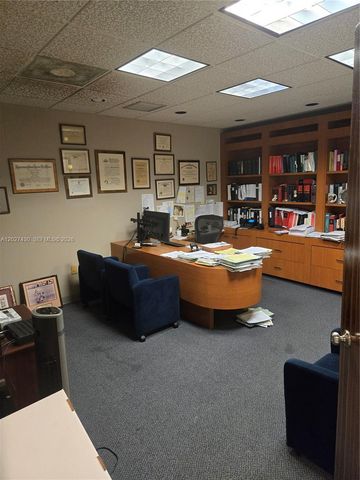 909 N Miami Beach Boulevard 201, North Miami Beach, FL 33162