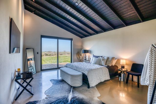 1905 Century Farms Road, Burton, TX 77835