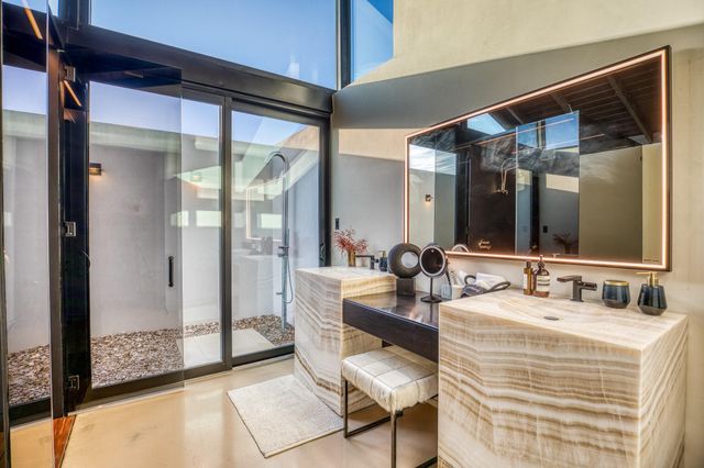 1905 Century Farms Road, Burton, TX 77835