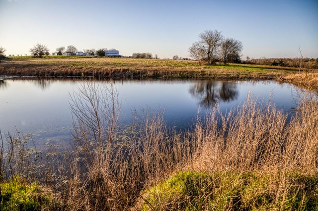 1905 Century Farms Road, Burton, TX 77835