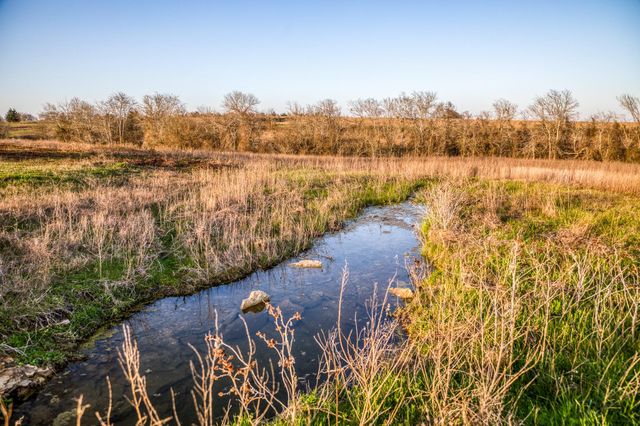 1905 Century Farms Road, Burton, TX 77835