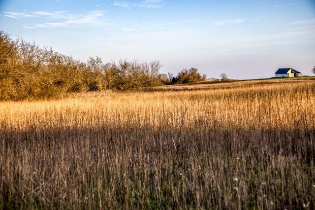 1905 Century Farms Road, Burton, TX 77835