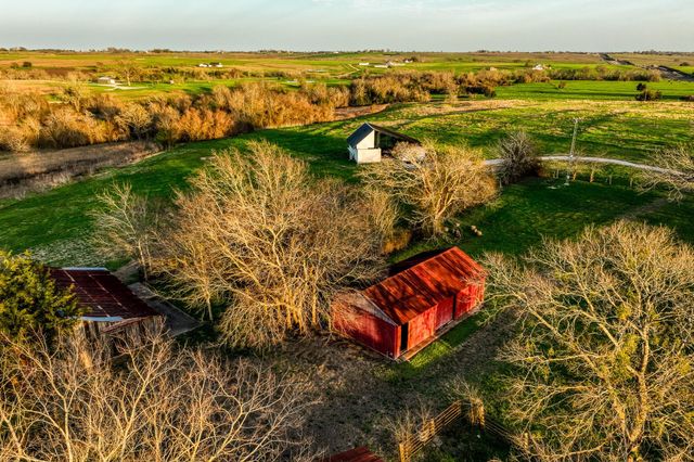 1905 Century Farms Road, Burton, TX 77835