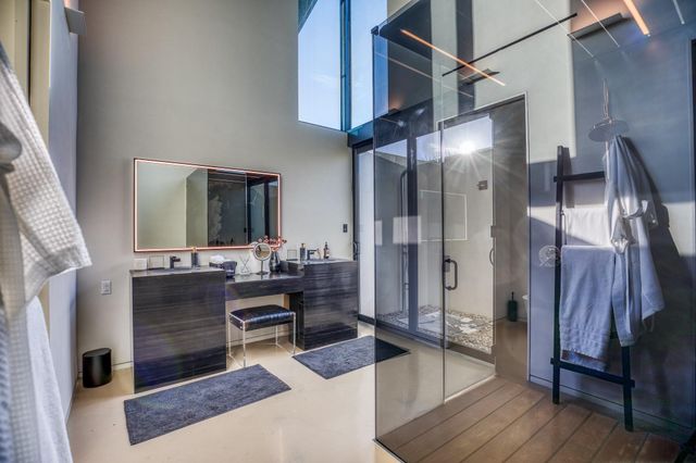 1905 Century Farms Road, Burton, TX 77835