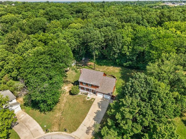 12639 NW Buck Creek Drive, Kansas City, MO 64152