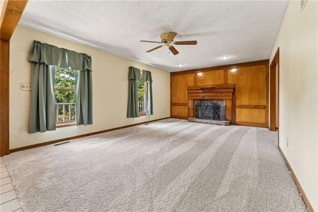 12639 NW Buck Creek Drive, Kansas City, MO 64152