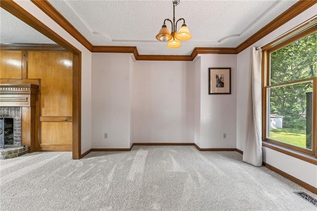 12639 NW Buck Creek Drive, Kansas City, MO 64152
