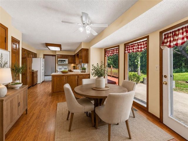 12639 NW Buck Creek Drive, Kansas City, MO 64152