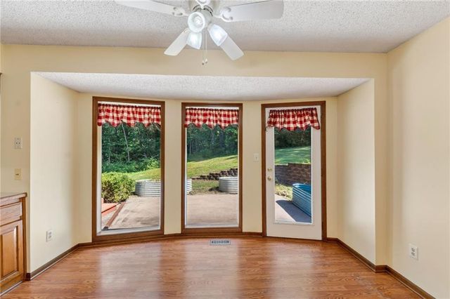 12639 NW Buck Creek Drive, Kansas City, MO 64152