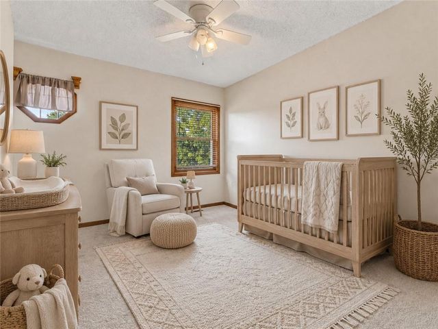 12639 NW Buck Creek Drive, Kansas City, MO 64152