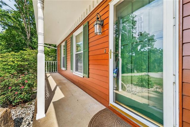 12639 NW Buck Creek Drive, Kansas City, MO 64152