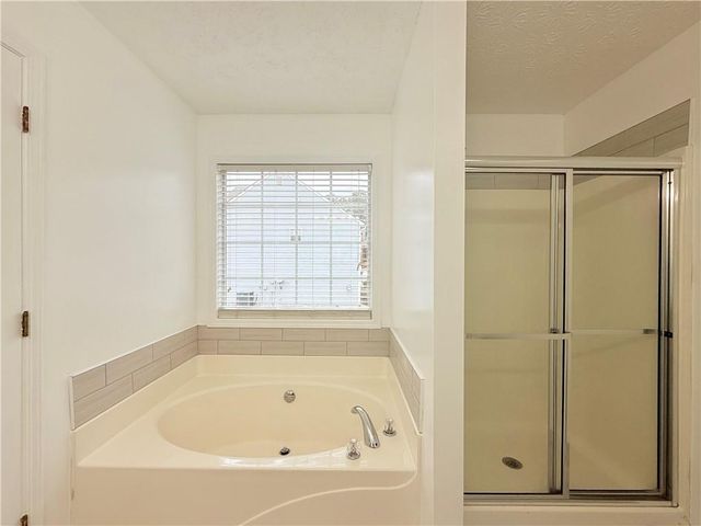 945 Sweet Mill Lane, Lawrenceville, GA 30045