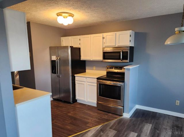 9489 Woodland Hills Drive, West Chester, OH 45011