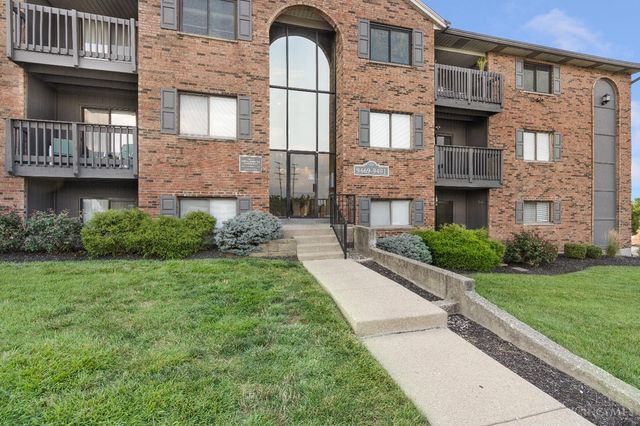 9489 Woodland Hills Drive, West Chester, OH 45011