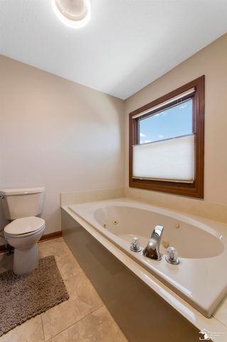 1615 Northridge Drive, Monroe, MI 48162