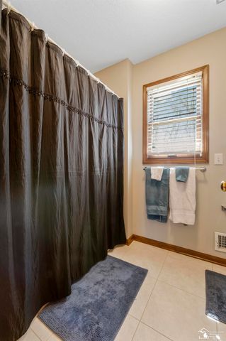 1615 Northridge Drive, Monroe, MI 48162