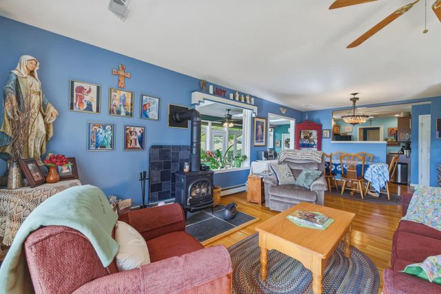340 NAZARETH DR, Fort Valley, VA 22652