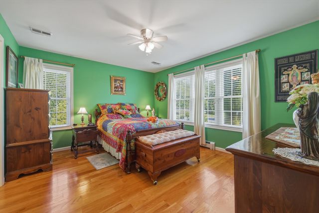 340 NAZARETH DR, Fort Valley, VA 22652