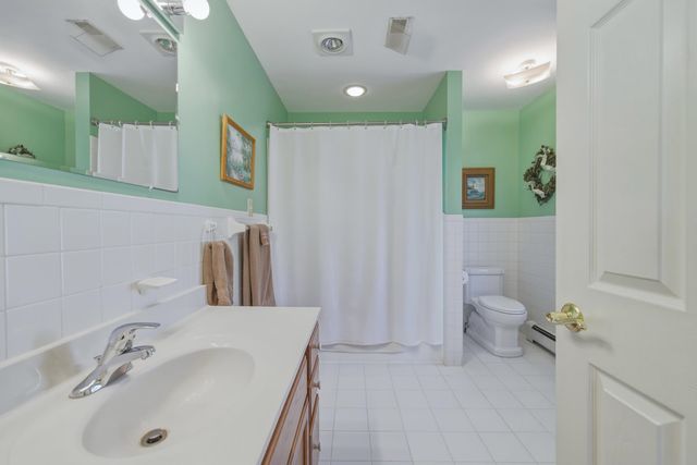 340 NAZARETH DR, Fort Valley, VA 22652