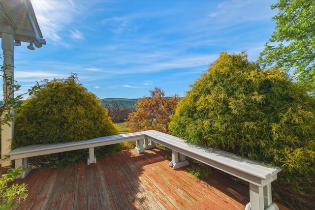 340 NAZARETH DR, Fort Valley, VA 22652