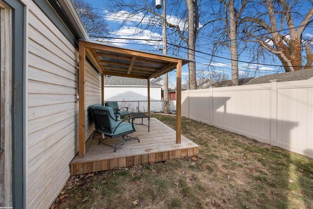 44 W. Tacoma Street, Clawson, MI 48017