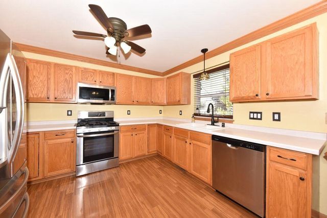1511 Redtail DRIVE, Hartford, WI 53027